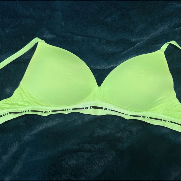 *PINK* Lime Green Wireless Push-Up Bra / 36C - Picture 1 of 3